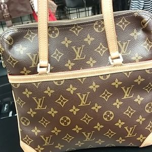 Louis Vuitton purse
